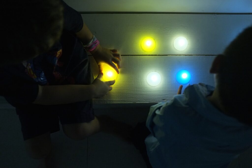 Elc Atelier Of Light Colours | The City School International School Bangkok