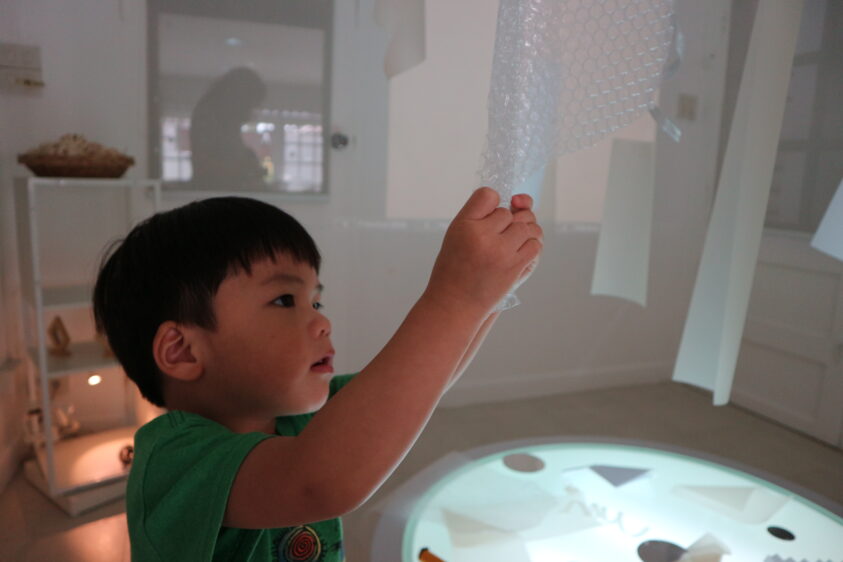 Exploring Light And Sound | The Country School International School Bangkok