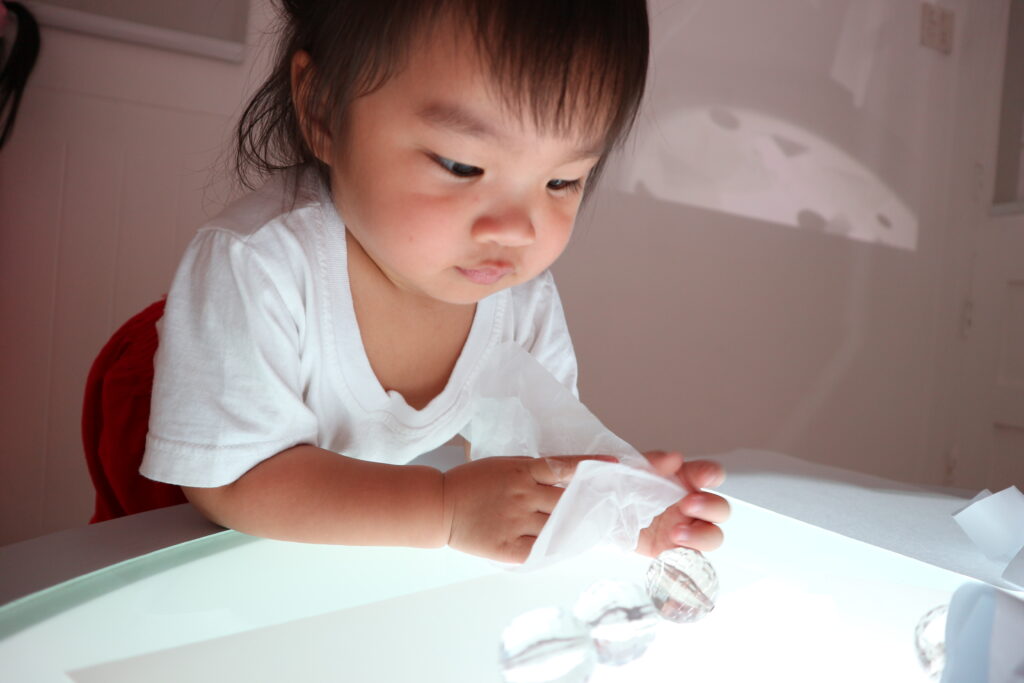 Exploring Light And Sounds | The Country School International School Bangkok