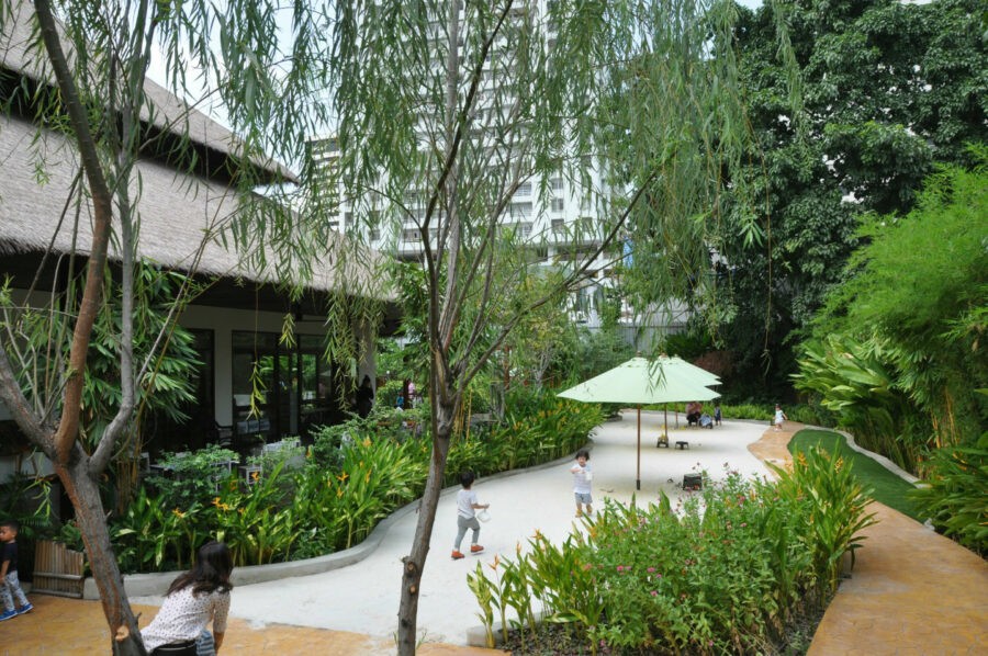 Playing-in-the-Sand-Purple-Elephant-49-International-School-Bangkok-optimized The Purple Elephant 49 school - international preschool bangkok - ELC